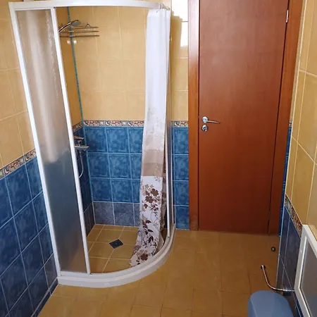 Pensión Guest Deva 3*