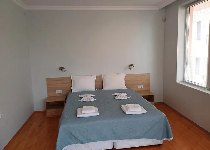 Guest Deva 3* Burgas